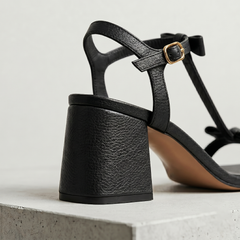 KNOT BLACK