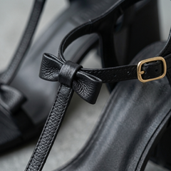 KNOT BLACK