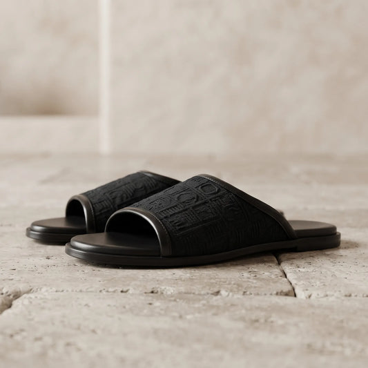Monochrome Black
