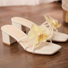 Lotus White